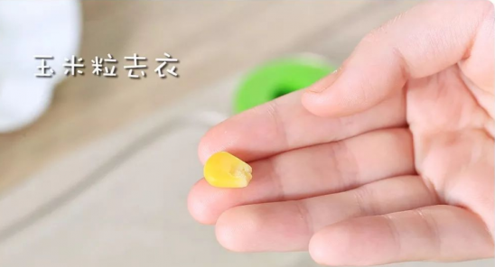 宝宝玉米鲜虾条的做法 宝宝玉米鲜虾条辅食教程