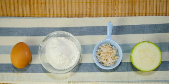 宝宝西葫芦太阳蛋的做法 西葫芦太阳蛋辅食怎么做