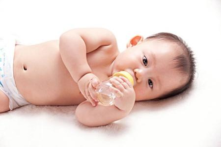 母乳到奶粉的方法