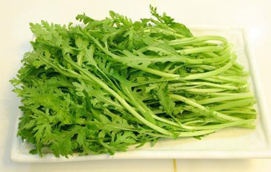 孕妇可以吃茼蒿吗 孕妇能吃茼蒿吗