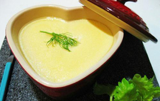 宝宝几个月可以吃蒸蛋 宝宝几个月能吃蒸鸡蛋