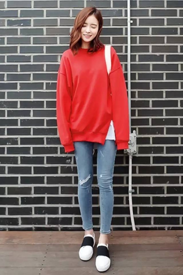 女生小脚裤搭配图片