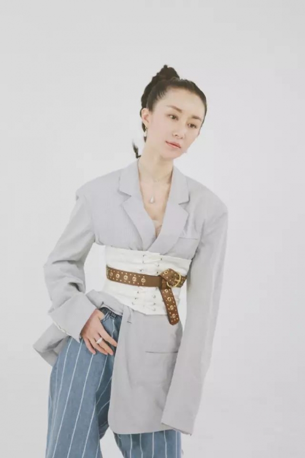 女明星的穿搭图片