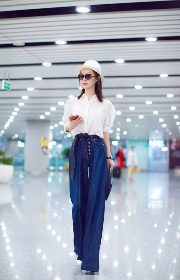 女明星的穿搭图片