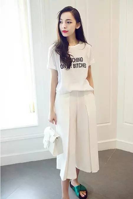 秋天怎么搭配服装好看