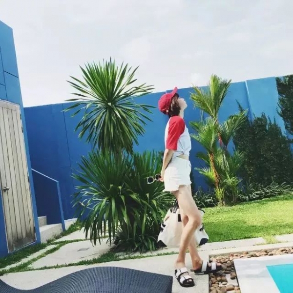 牛仔短裤搭配什么最合适