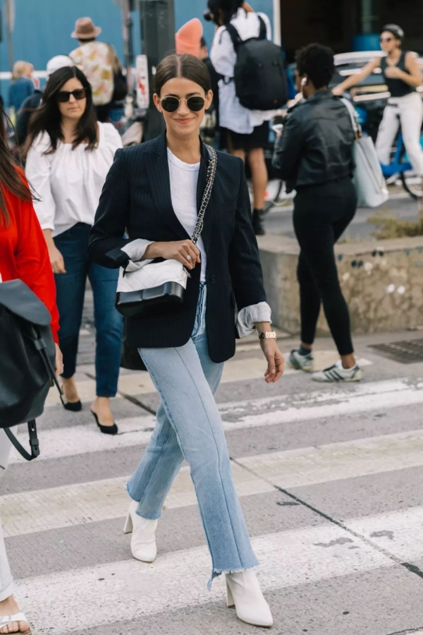 西装配牛仔裤女 西装配牛仔裤也可以这样搭