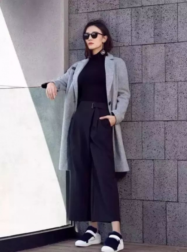 阔腿裤搭配什么鞋子