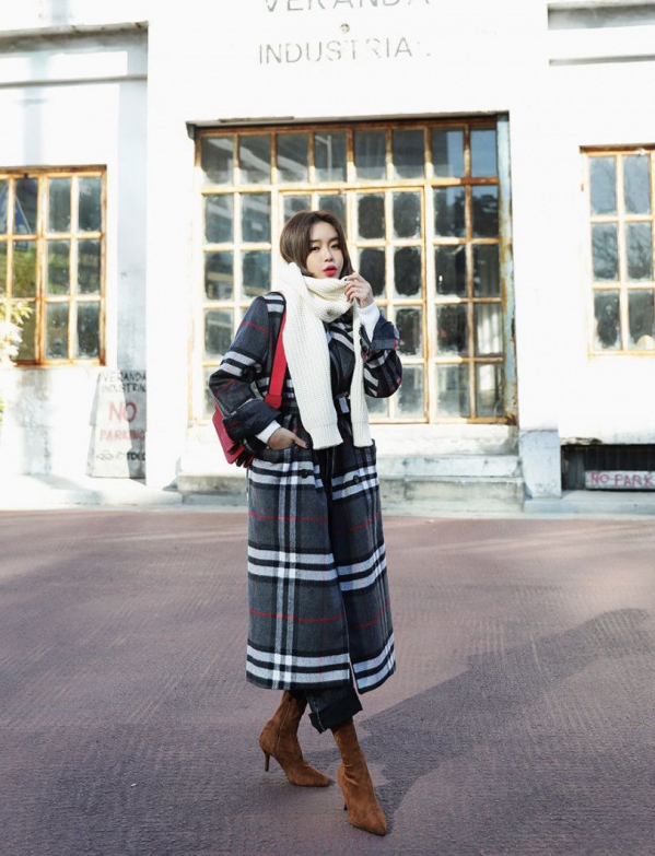 什么颜色的围巾最百搭 什么颜色的围巾好搭衣服