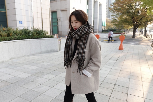什么颜色的围巾最百搭 什么颜色的围巾好搭衣服