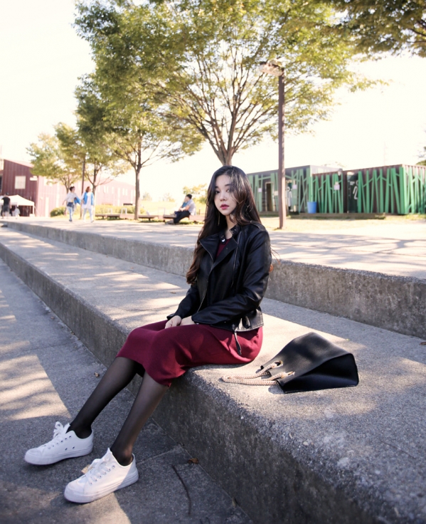 紧身皮衣女图片大全 修身皮衣怎么搭配