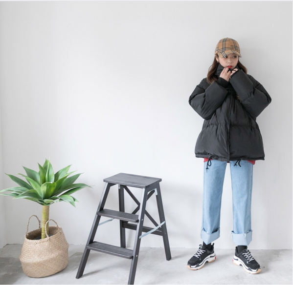 黑色面包服配什么裤子 黑色面包服怎么搭配裤子