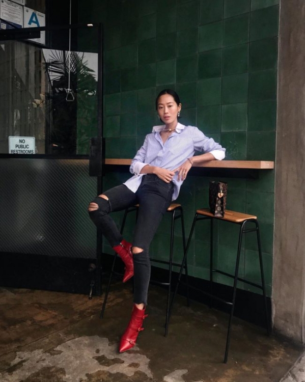 红色怎么搭配好看图片 酒红色怎么搭配