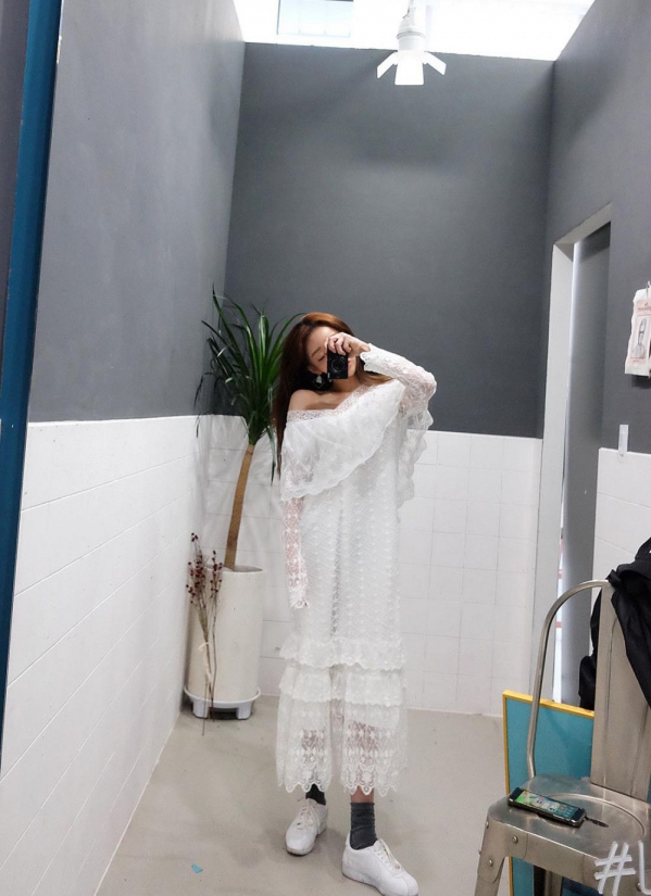 蕾丝连衣裙搭配什么鞋 蕾丝连衣裙配什么鞋子