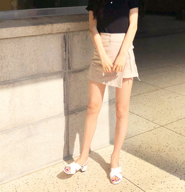 凉鞋发黄怎么变白 凉鞋变黄怎么办