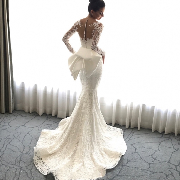 露背婚纱图片 蕾丝露背婚纱