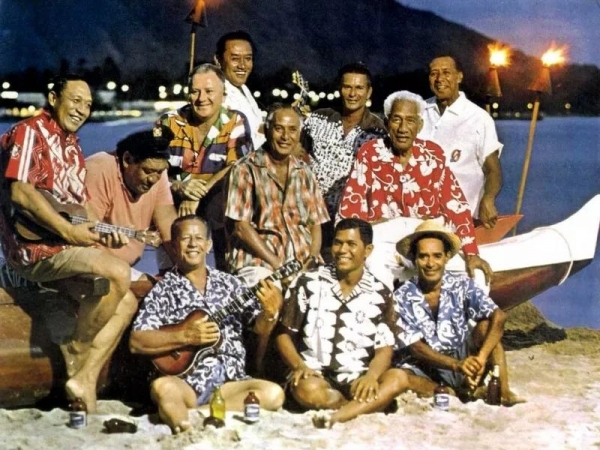 夏威夷衬衫 夏威夷衬衫搭配