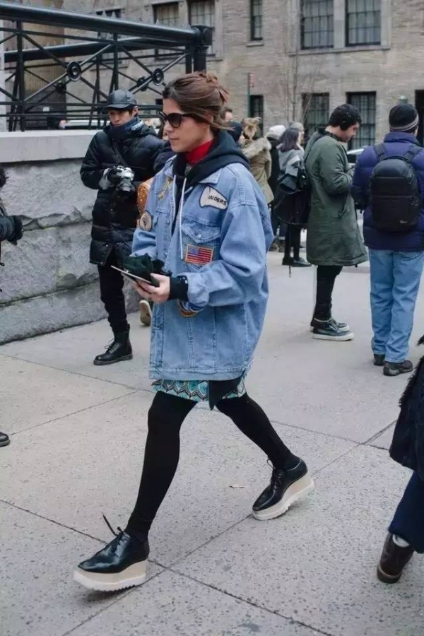 春季卫衣搭配女 2024卫衣流行这样穿好看