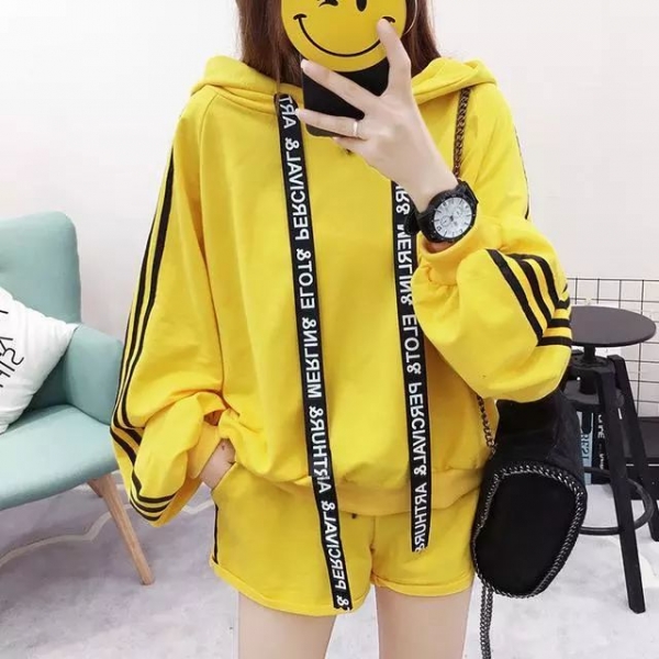 春季套装裙子搭配图片