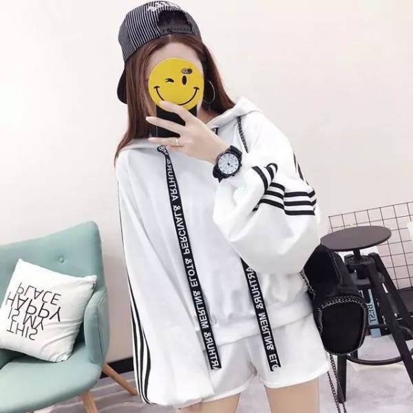春季套装裙子搭配图片