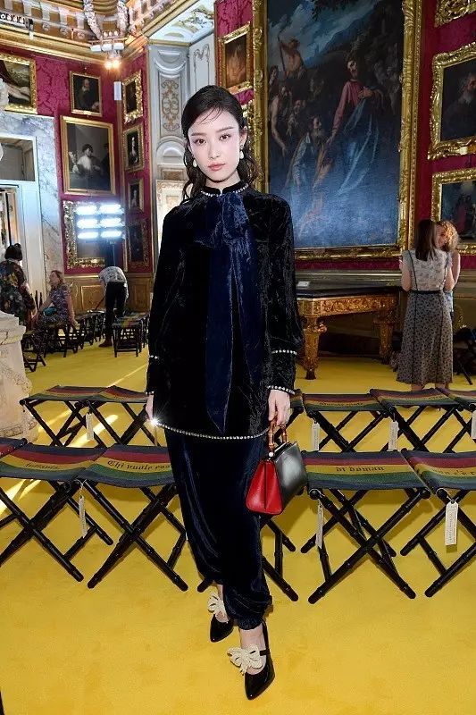 2024春季流行什么女鞋