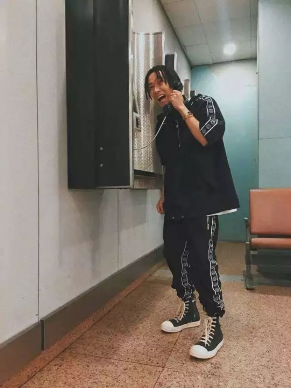 kappa运动裤 今年秋天流行什么服装