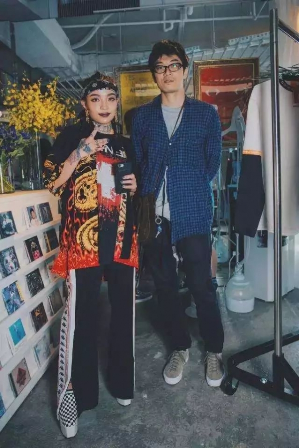 kappa运动裤 今年秋天流行什么服装