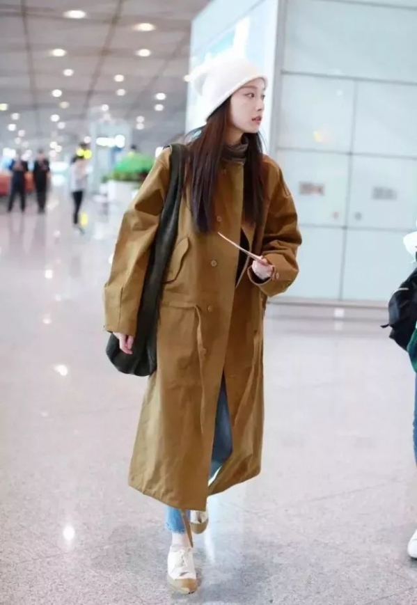 风衣搭配什么鞋子女