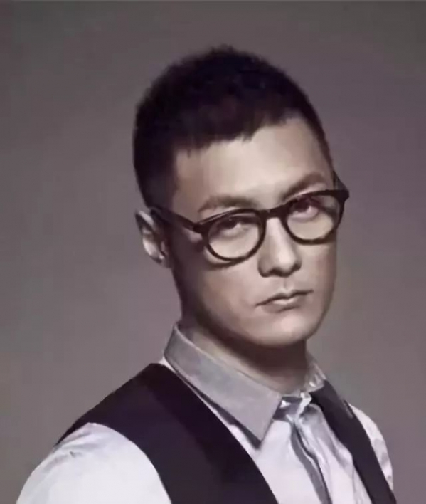 男生怎么变帅的小技巧 男生怎么提升魅力