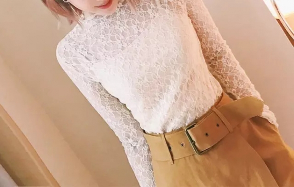 初秋穿什么衣服好看女