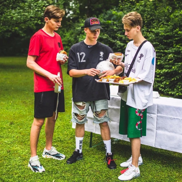 男生夏天穿衣搭配 男生夏天怎么穿搭