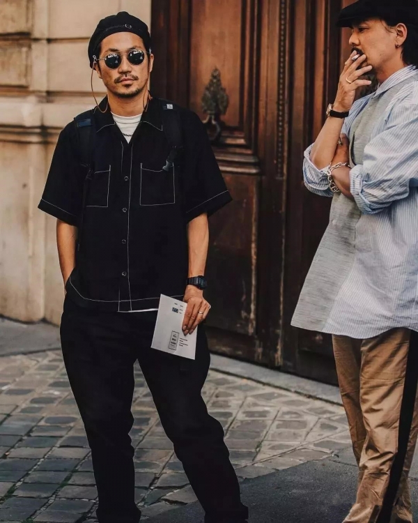 男生头大穿什么衣服 男生头大怎么穿衣服