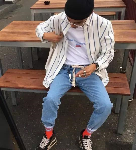秋天型男搭配图片 秋天男生穿什么好看