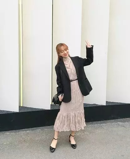 秋天女生西装搭配 国庆旅游穿什么