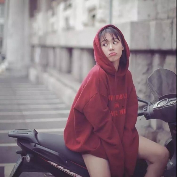 秋天女生怎么选衣服好看 国庆穿衣搭配