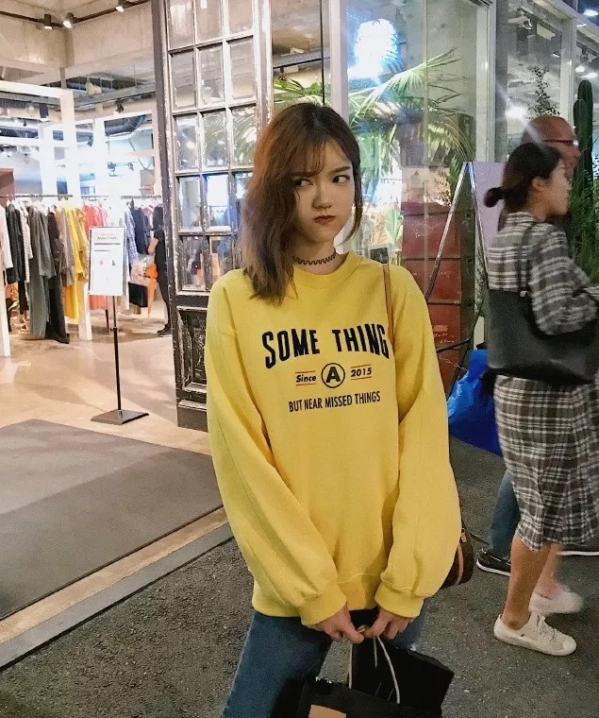 女生秋天怎么搭配衣服 女生秋天穿衣搭配