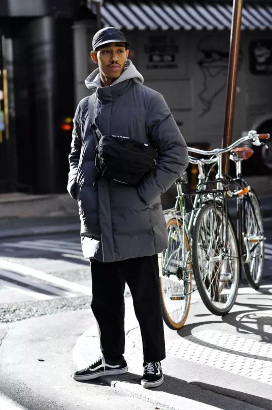男生秋冬怎么穿衣搭配 今年秋冬流行怎么穿衣打扮