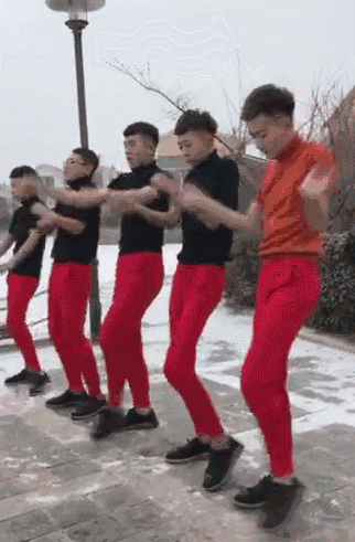 女生喜欢的男生穿衣打扮 男生穿衣搭配技巧