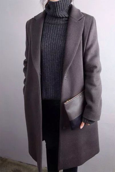 女生大衣和毛衣怎么搭配好看 女生大衣里面穿什么衣服好看