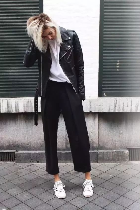 冬天女生皮衣怎么搭配好看 冬天女生穿什么衣服好看