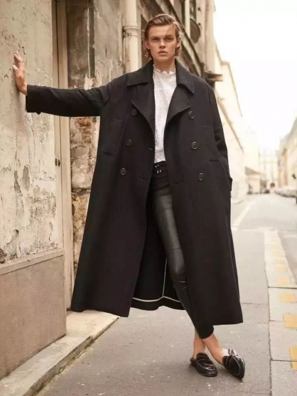冬天女生皮裤怎么搭配衣服 冬天女生穿什么裤子好看