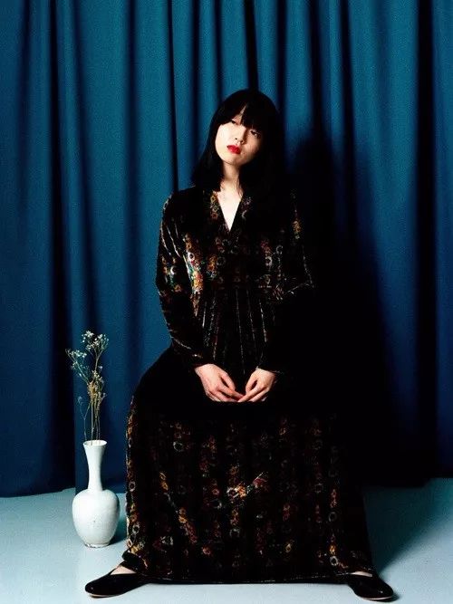 矮个子女生平底鞋怎么搭配 矮个子女生穿平底鞋
