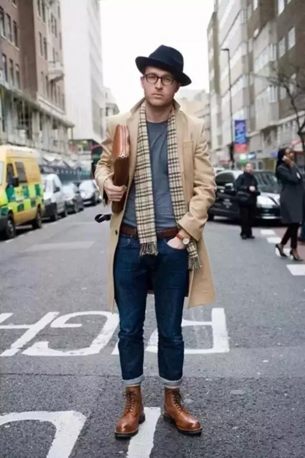 男士冬天穿什么裤子好看 男生冬天裤子怎么搭配衣服