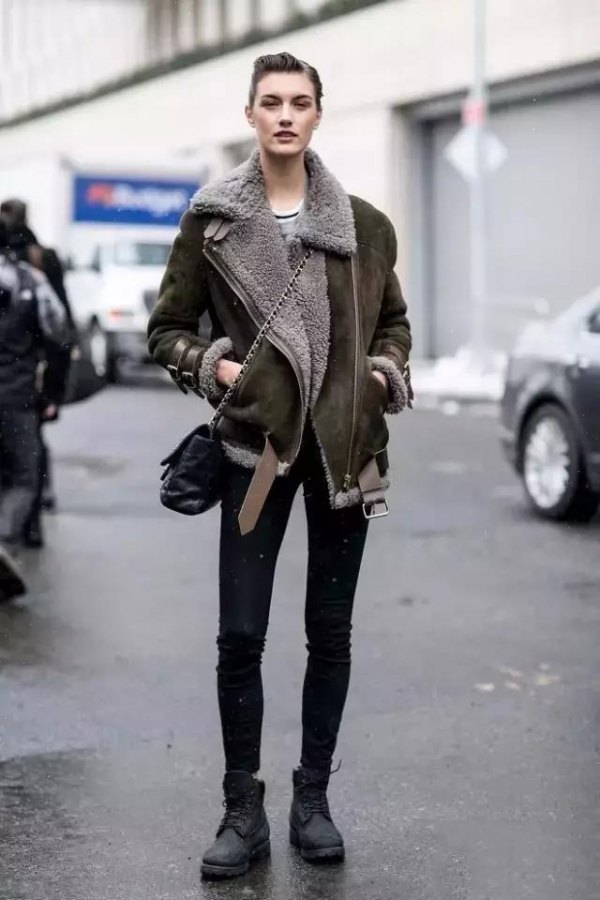 冬天矮个子女生怎么搭配 矮个子女生穿衣搭配冬