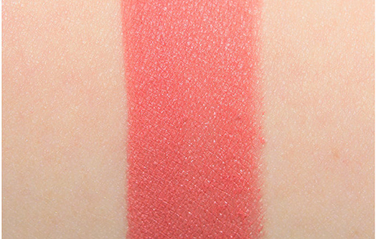 colourpop丝绒唇膏试色 卡拉泡泡口红试色