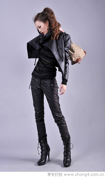 请叫我Leather Pants！