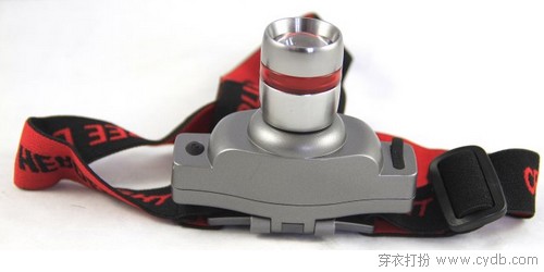 打开心窗 身未动心已远