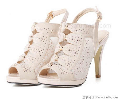 小鱼嘴吐露出的梦幻泡泡