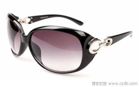 LADY GAGA的时尚利器