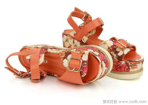 舒适鞋品靓丽穿搭